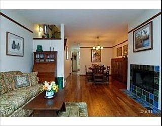 4th image of 1478 S Prairie Ave Unit G