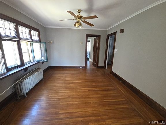 4th image of 269 Sterling Ave