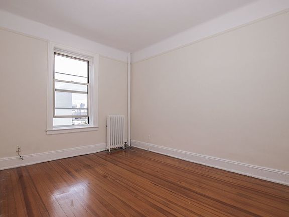 2nd image of 3946 27th St APT 3C