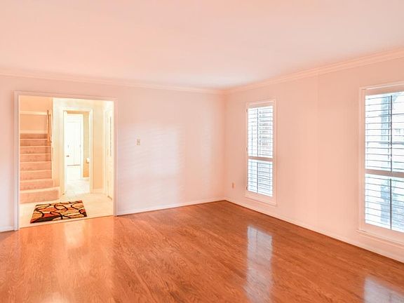 3rd image of 5411 Olympia Fields Ln