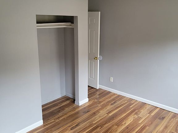 3rd image of 149 Rosette St #1