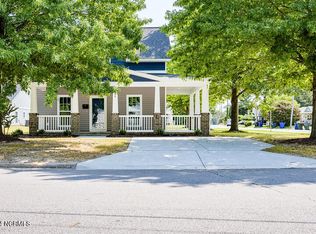 808 Vanderbilt Ln, Greenville, NC 27834