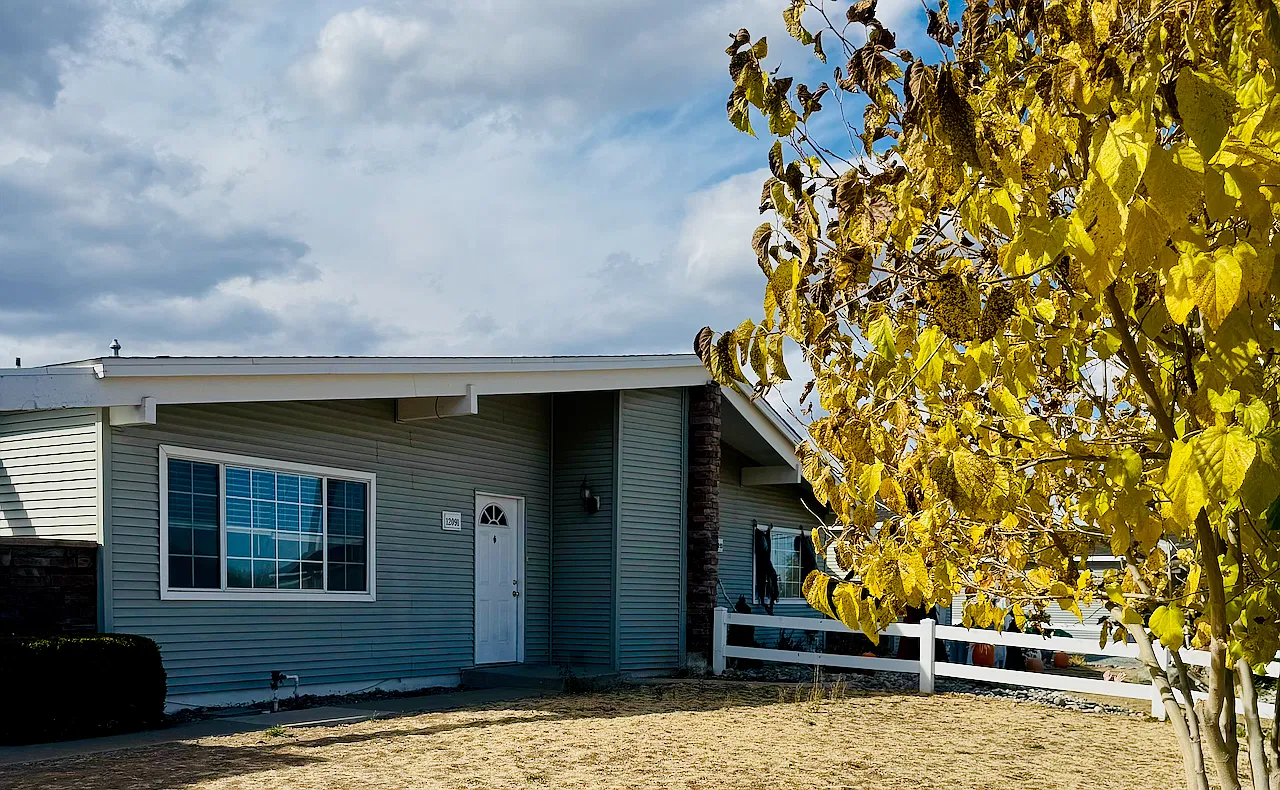 3 bed, 1192 sqft, $2,000 — Photo 1