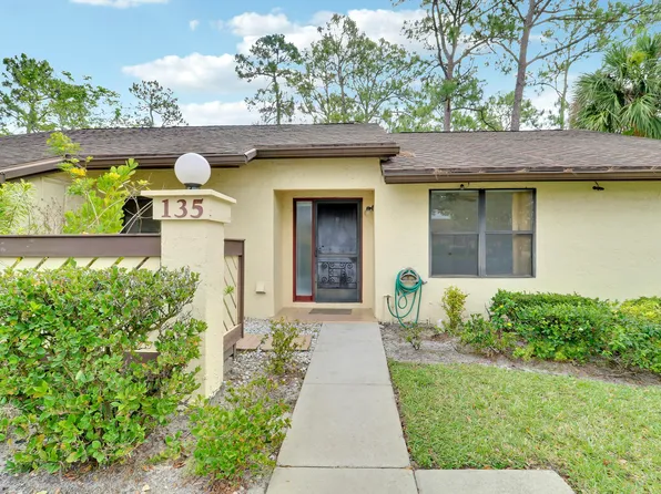 135 Manchineel Court, Royal Palm Beach, FL 33411