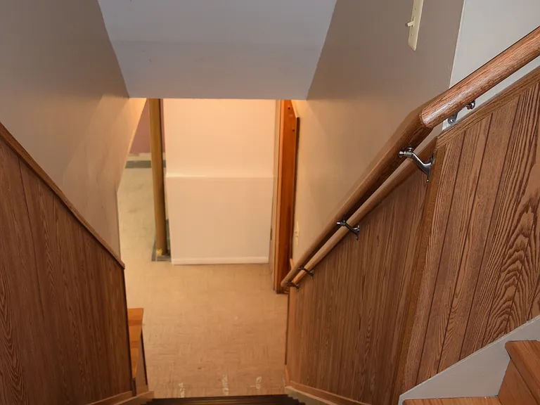 1140 Hull Ave — Photo 14