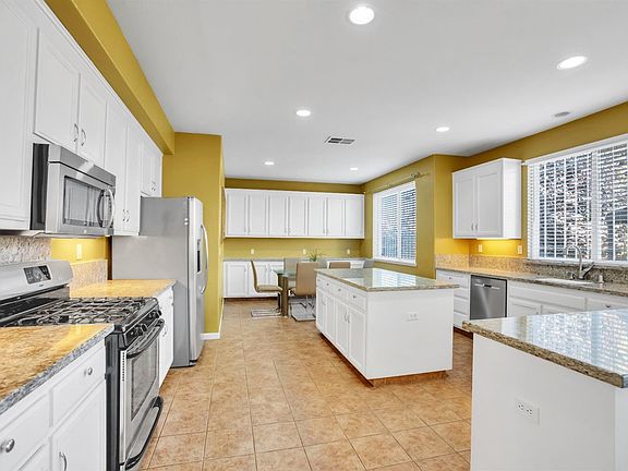 4th image of 5266 Agapanthus Ct