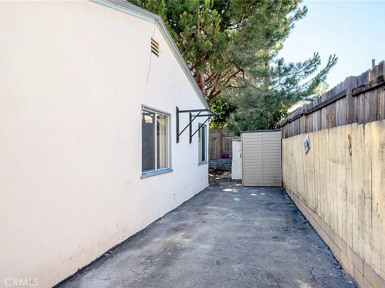 2025 Broadview Dr #A — Photo 18