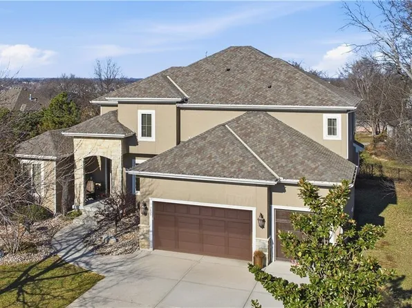 2628 W 162nd Ter, Overland Park, KS 66085