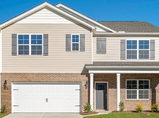 1511 Carisbrook Dr, Mebane, NC 27302