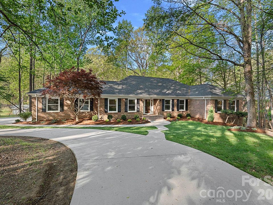 1st image of 9500 Hampton Oaks Ln
