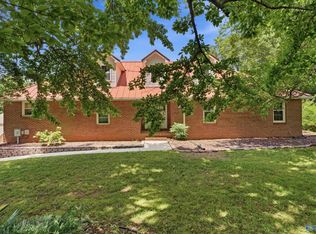 103 Ce Lee Dr, Huntsville, AL 35806