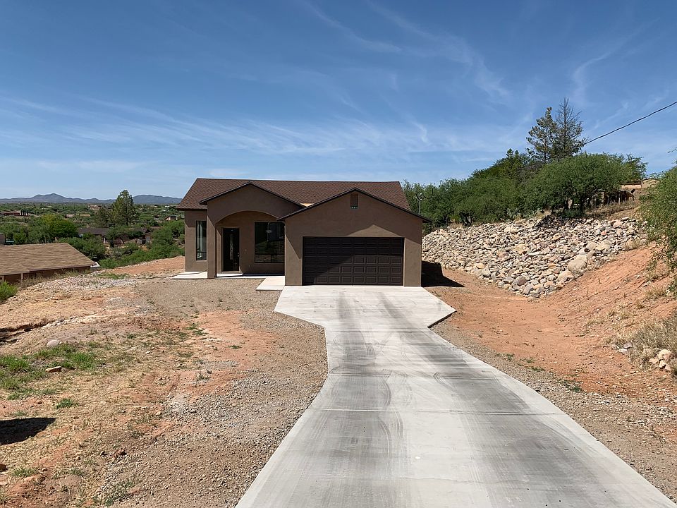 Drive / Front Elevation