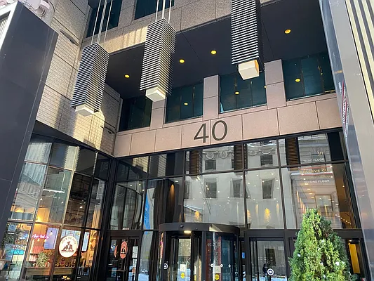 Rented by City Square Group | media 9