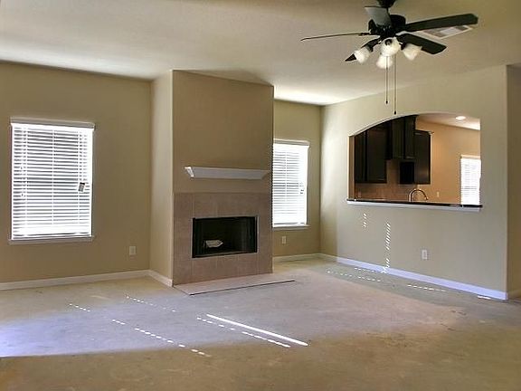 5th image of 10219 S Pine Ivy Ln