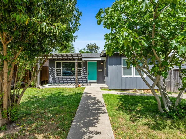 2108 Harrison Ave, Fort Worth, TX 76110