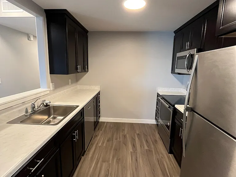 Copper Village Apartments — Photo 43