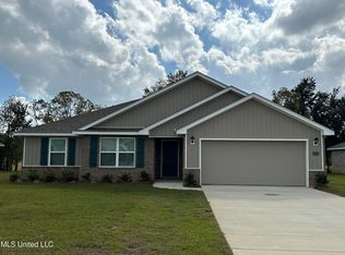15341 Leighwood Ln, Biloxi, MS 39532