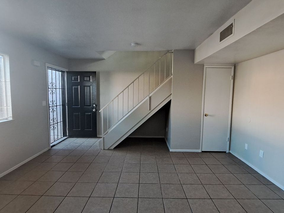 1st image of 3417 Civic Center Dr