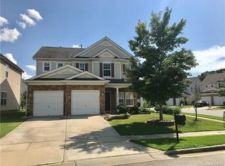 6609 Ridgeview Commons Dr, Charlotte, NC 28269
