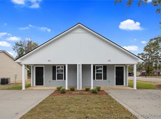 131 S 6th St, Spring Lake, NC 28390
