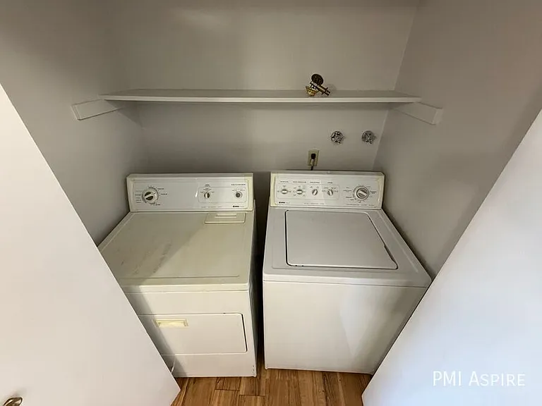 1410 E 6th St #1440 — Photo 6