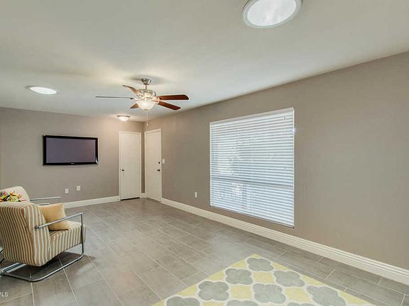 4th image of 11161 W Cameo Dr