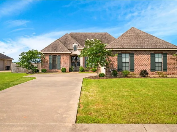 224 Saint Andrews Dr, Alexandria, LA 71303