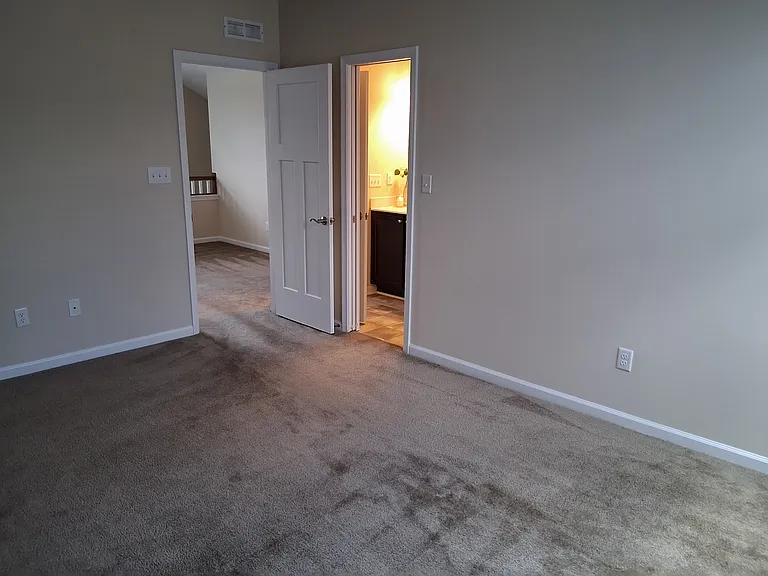 Third floor suite bedroom.