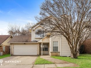 804 Lovingham Dr, Arlington, TX 76017