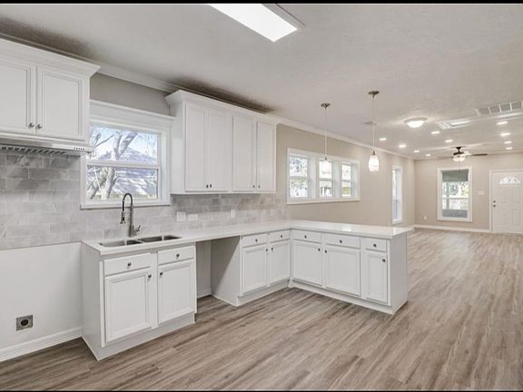 4th image of 311 7th Ave N