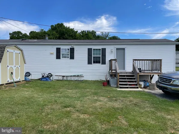 74 Ivy Cir, Eagleville, PA 19403