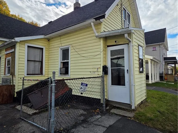 59 Hoeltzer St, Rochester, NY 14605