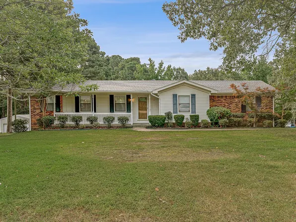 3920 Mardis Wood Dr, Jonesboro, AR 72404