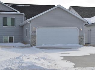 1565 34th Ave S, Moorhead, MN 56560