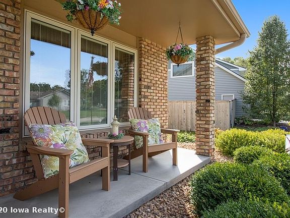 2nd image of 6013 N Winwood Dr