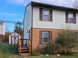 5 Pear Tree Ln, Stafford, VA 22554