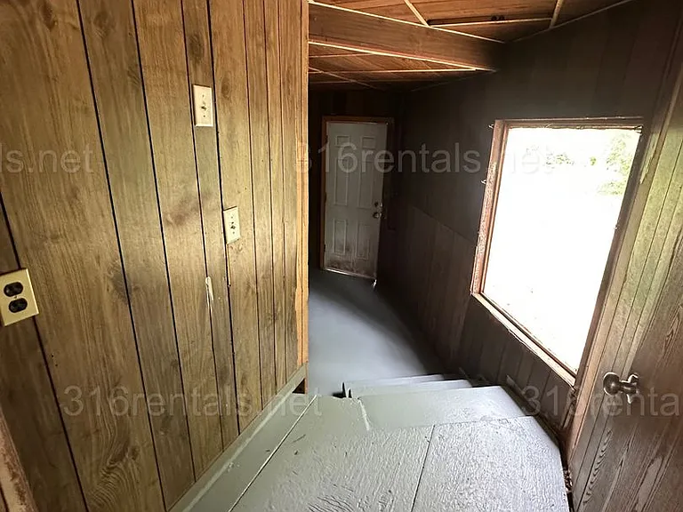 621 S Richmond Ave — Photo 9