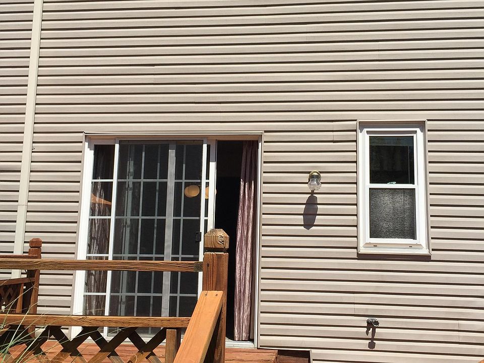 2nd image of 168 Stone House Ln