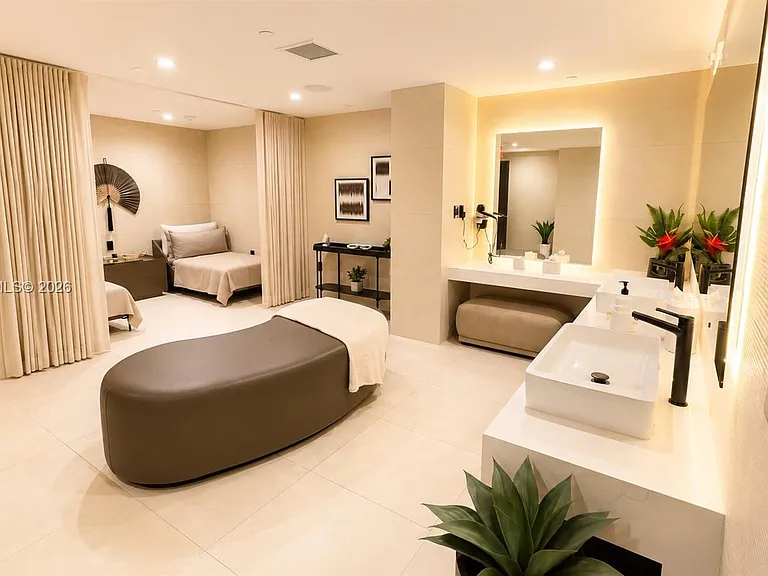 15901 Collins Ave #4303 — Photo 36