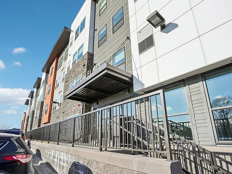 Lexington Flats — Photo 34