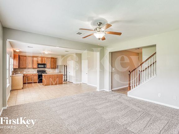 4th image of 8911 Durham Manor Ln