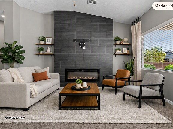 3rd image of 556 Quartz Way