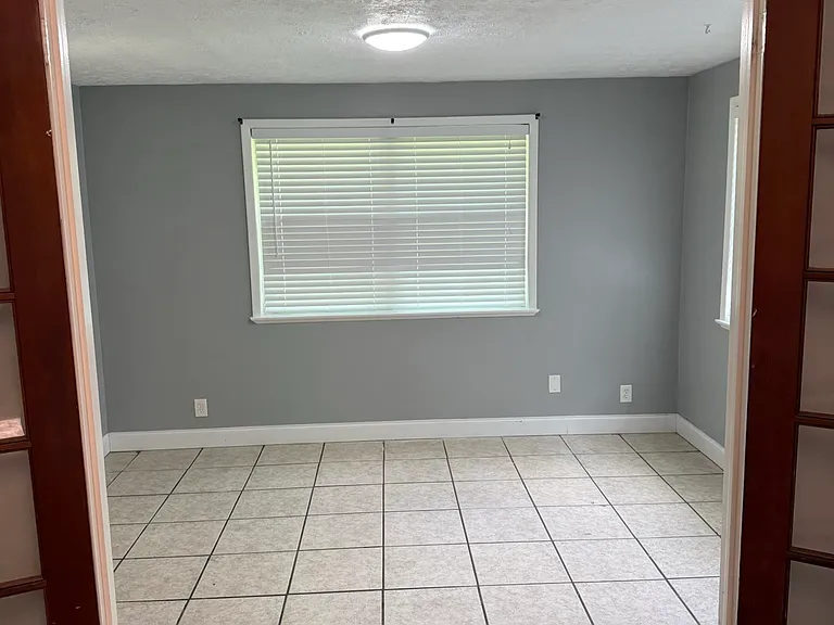 5044 Oakside Dr — Photo 17