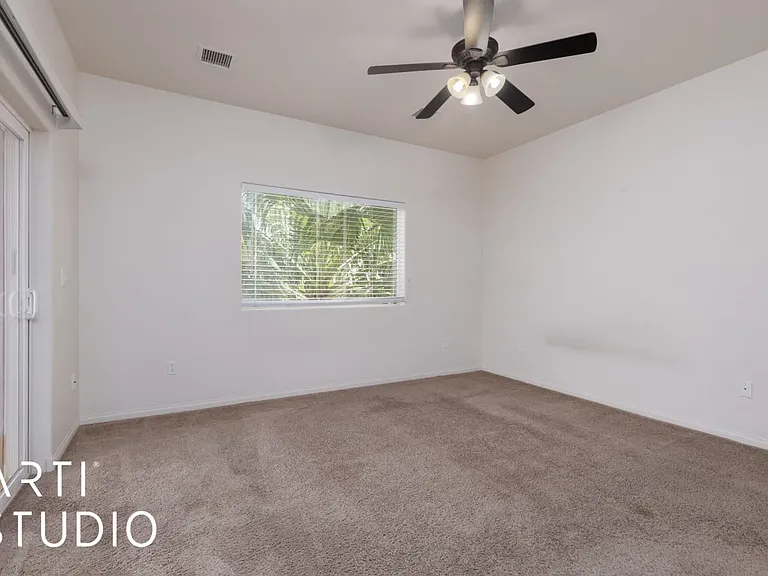400 Hillside Dr #716 — Photo 13