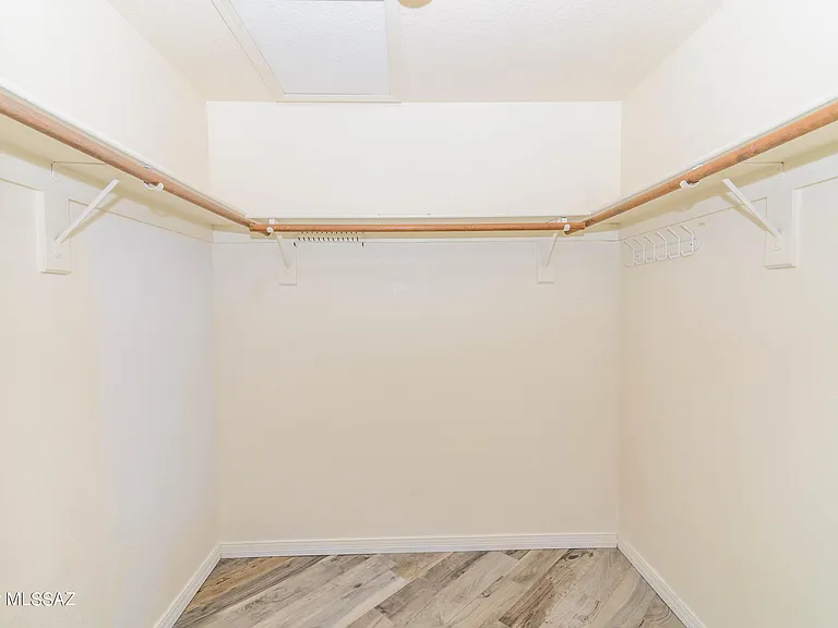 9940 E Covington St — Photo 18