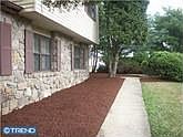 2nd image of 8 Redwood Dr