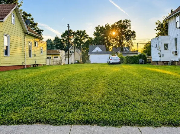 438 Langdon St, Toledo, OH 43609