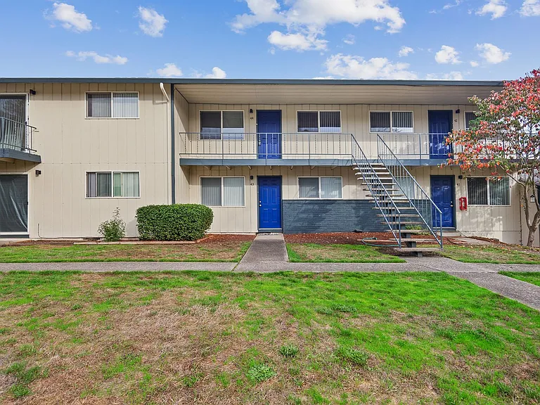 Cedar Mill Apartments — Photo 16