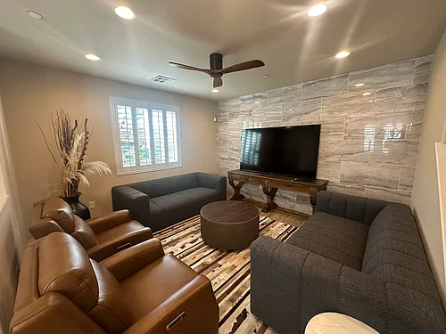 11402 Newton Commons Dr #101 Photo 1