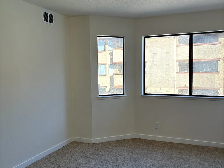 26937 Hayward Blvd #226 — Photo 6